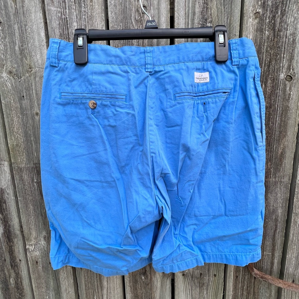 Vineyard vine shorts